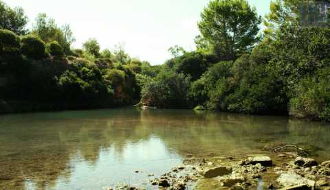 Monopoli, vicino al mare si nasconde una meraviglia: il lago di Santo Stefano